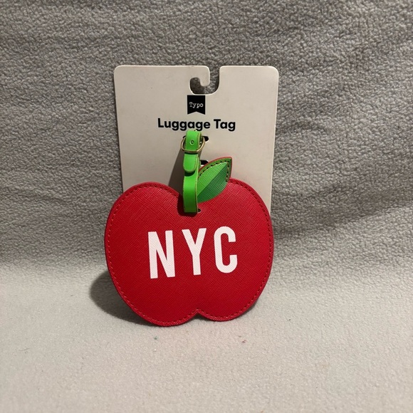 Typo NYC Luggage Tag for Bags or Suitcase Red Apple - Picture 1 of 5